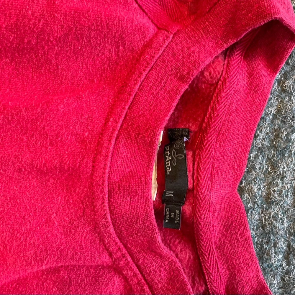 Women Prana sweater
